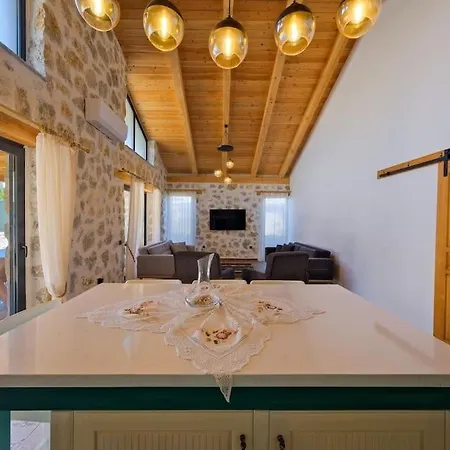 Sarnic フェティエ